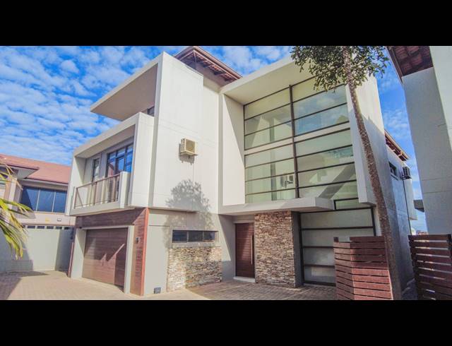 5 BEDROOM HOUSE FOR SALE IN IZINGA